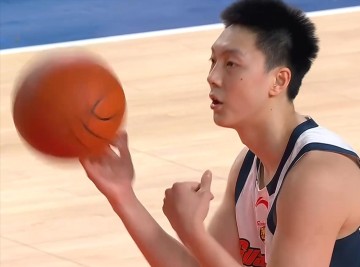 kaiyun-广东惨遭18分逆转，一战打破全明星滤镜，杜锋无能狂怒