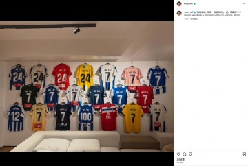 开云-7年前留洋！武磊晒西班牙人球衣墙：时间很快，一直和你们在一起